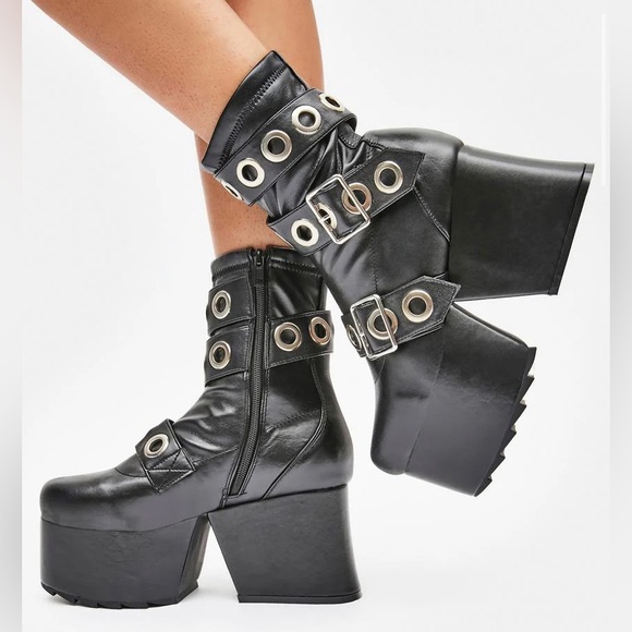 Lamoda Y2K Dark Necessities Platform Boots 🖤 - Picture 2 of 4